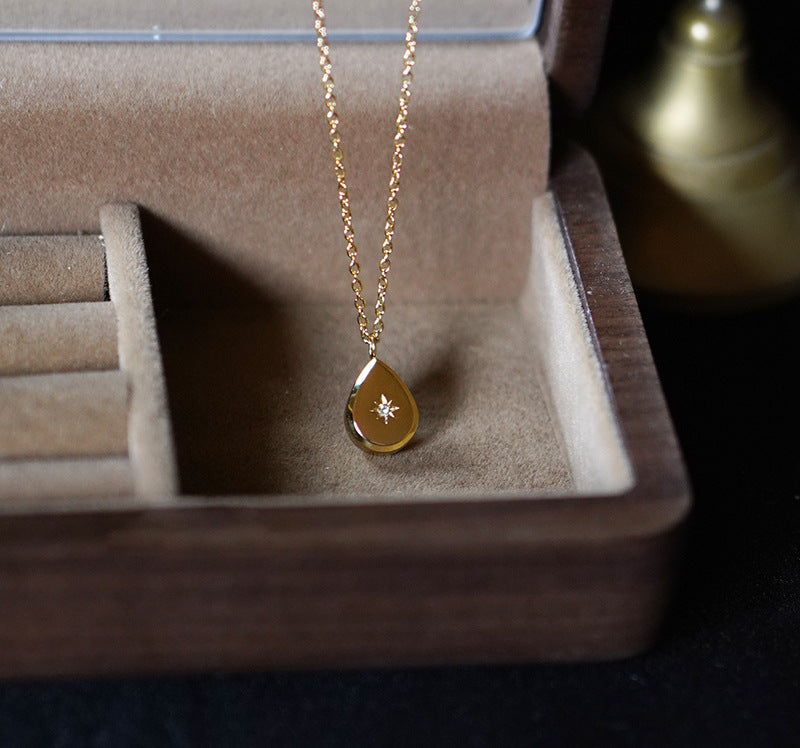 14k three-dimensional octagonal star diamond necklace