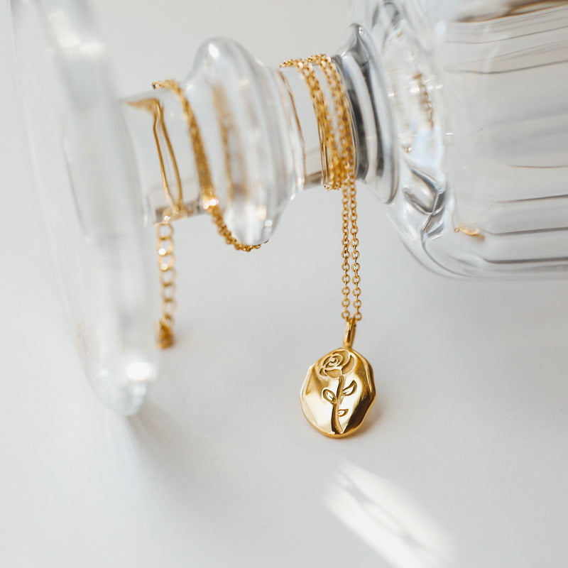 14K  Oval Rose Round Card Necklace